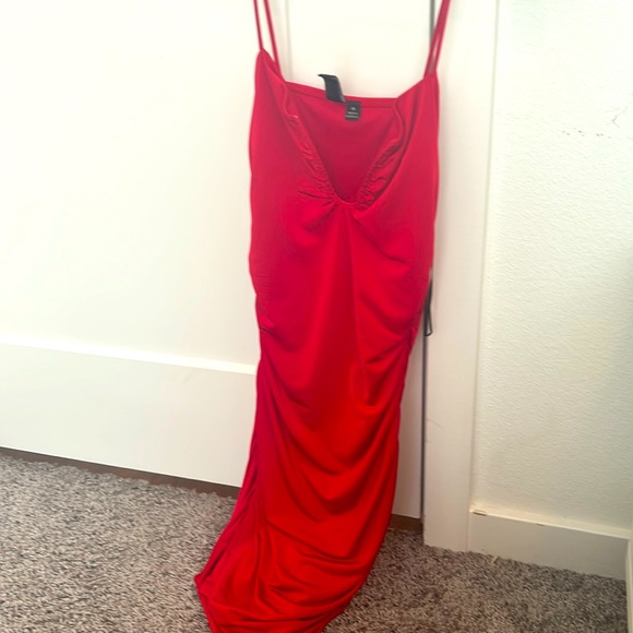 tight red formal dress low cut from windsor - Picture 1 of 3